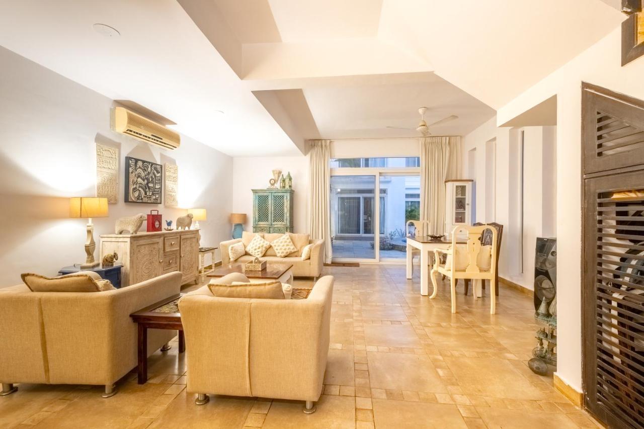 Snowdrop- Exquisite 3Bhk Villa With Pool- Candolim By Staymonkey Calangute Esterno foto