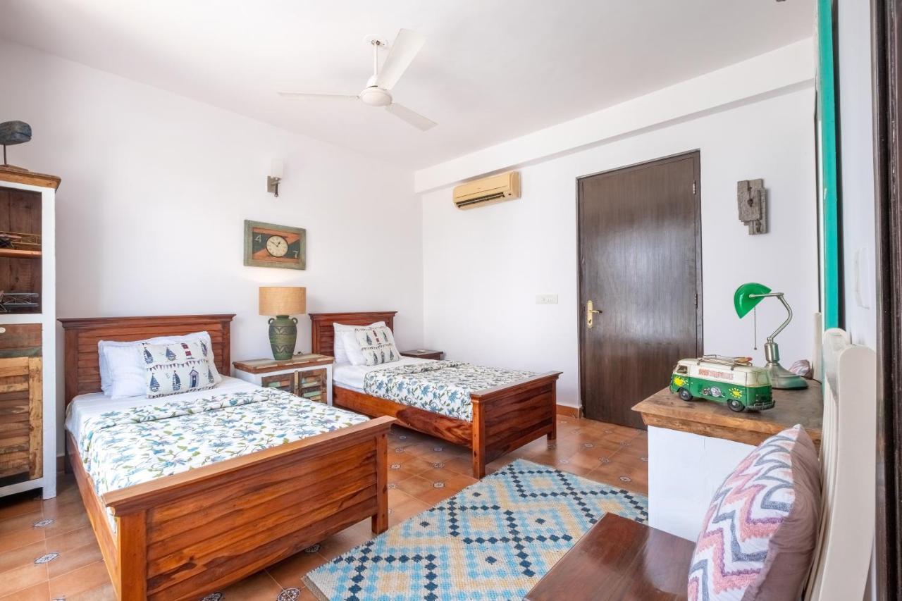 Snowdrop- Exquisite 3Bhk Villa With Pool- Candolim By Staymonkey Calangute Esterno foto