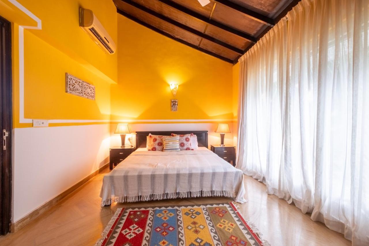 Snowdrop- Exquisite 3Bhk Villa With Pool- Candolim By Staymonkey Calangute Esterno foto