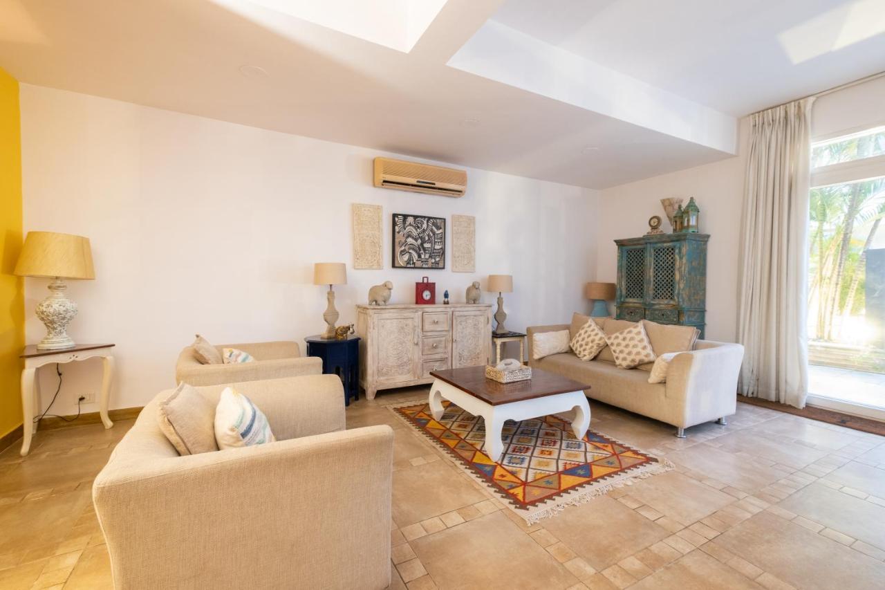 Snowdrop- Exquisite 3Bhk Villa With Pool- Candolim By Staymonkey Calangute Esterno foto
