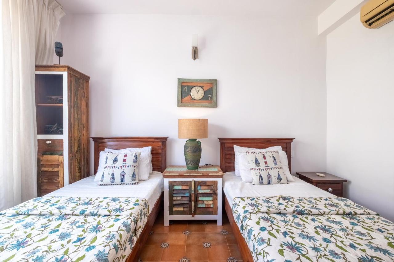 Snowdrop- Exquisite 3Bhk Villa With Pool- Candolim By Staymonkey Calangute Esterno foto