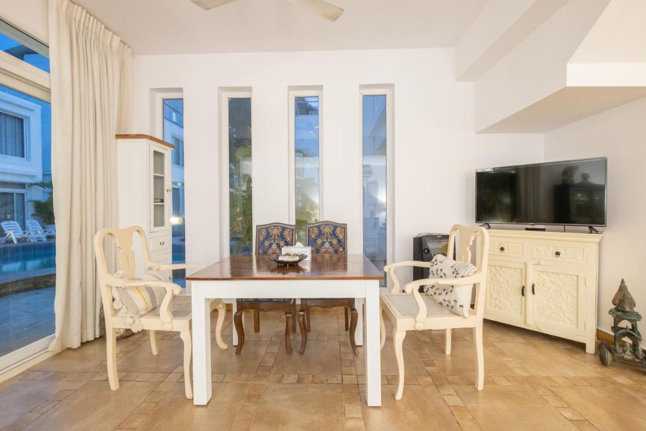Snowdrop- Exquisite 3Bhk Villa With Pool- Candolim By Staymonkey Calangute Esterno foto